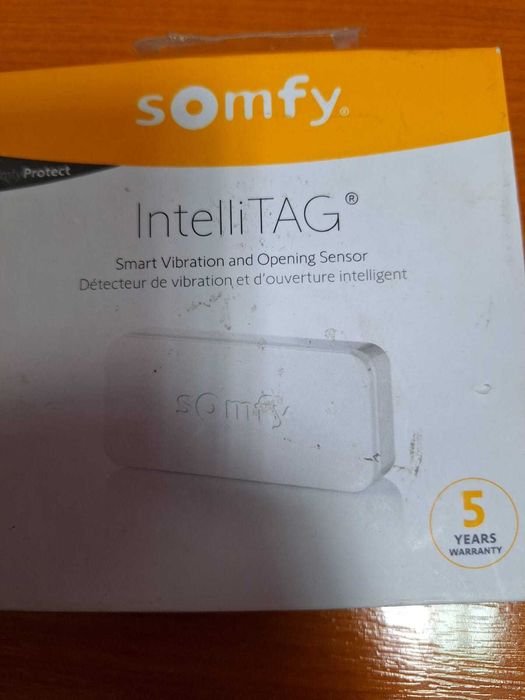 Kit Smart Home Somfy IntelliTAG si Connectivity Kit control aplicație