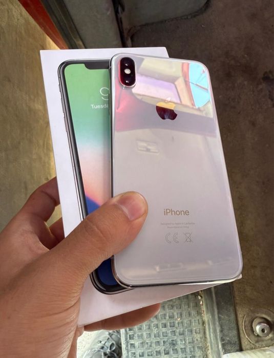 Айфон Х в идеальном состояний !