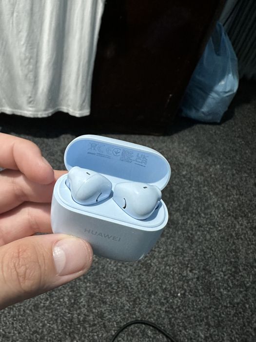 Casti Huawei FreeBuds