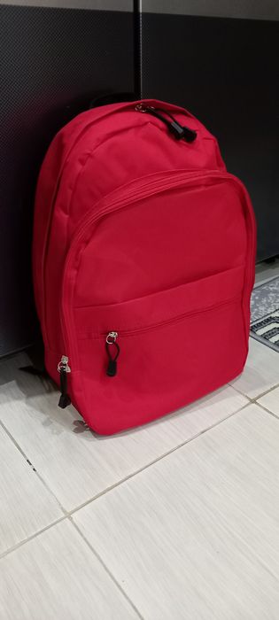 Rucsac nou roșu sau bej