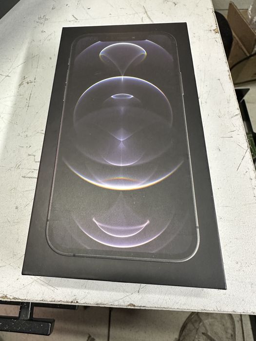 Продам iphone 12 pro 128gb