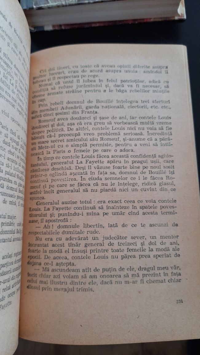 Contesa de Charny de Alexandre Dumas din 1967 doua volume