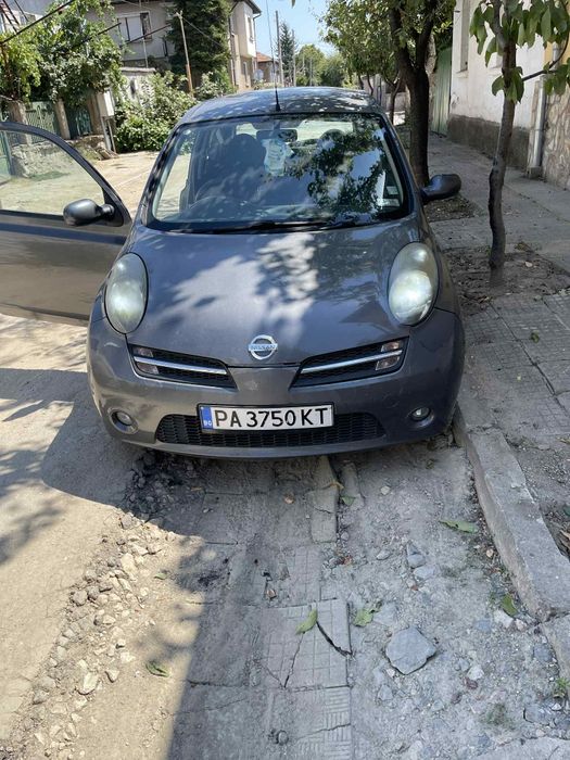 Nissan Micra 1.2 с десен волан