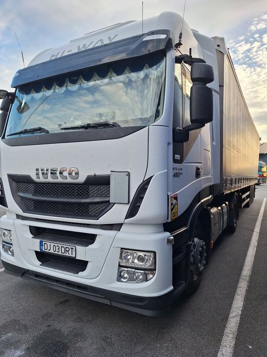 Vând iveco stralis e 6, 480cp+semiremorca schmitz, ambele 2015