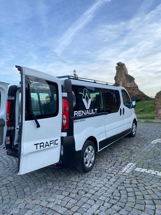 Renault Trafic 9 Locuri 2.0 Diesel