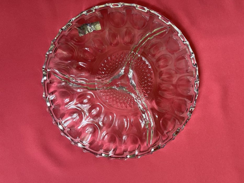 Продается менажница - ваза для сухофруктов или сладостей