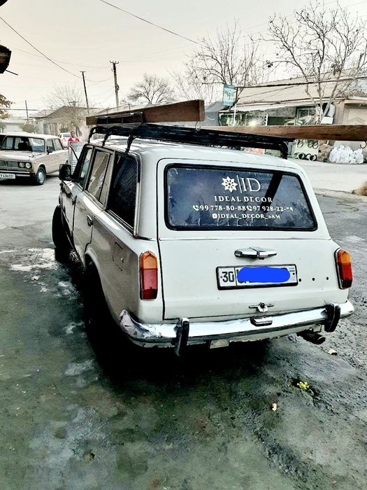 Vaz 2102 srochna sotiladi