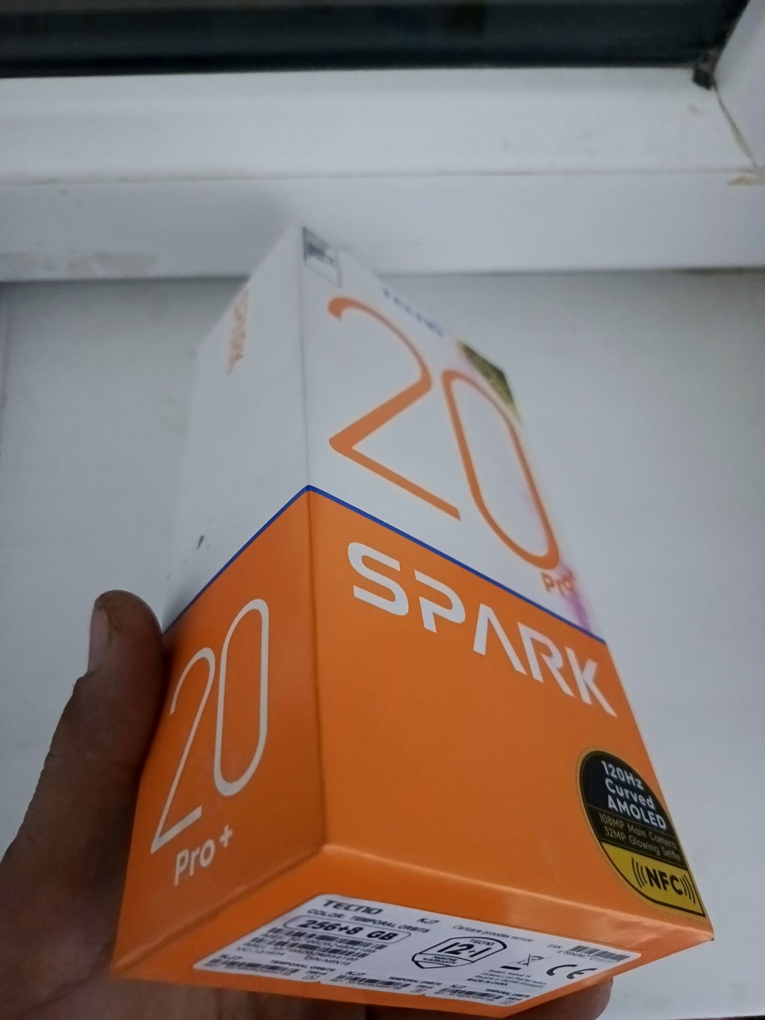 Tecno spark 20 pro plus