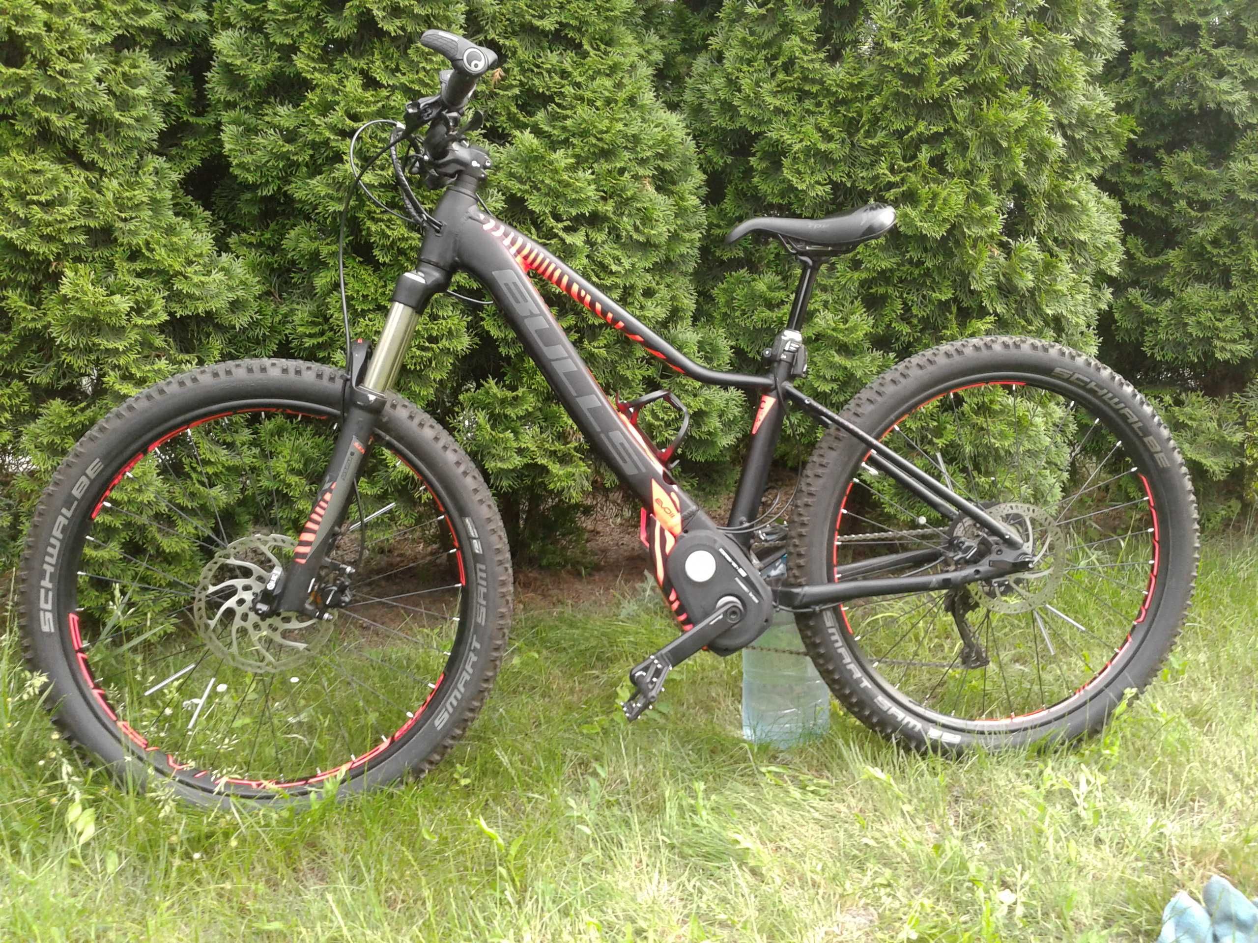 Bulls E -Streamer  eva  2    roti 27.5  Brose