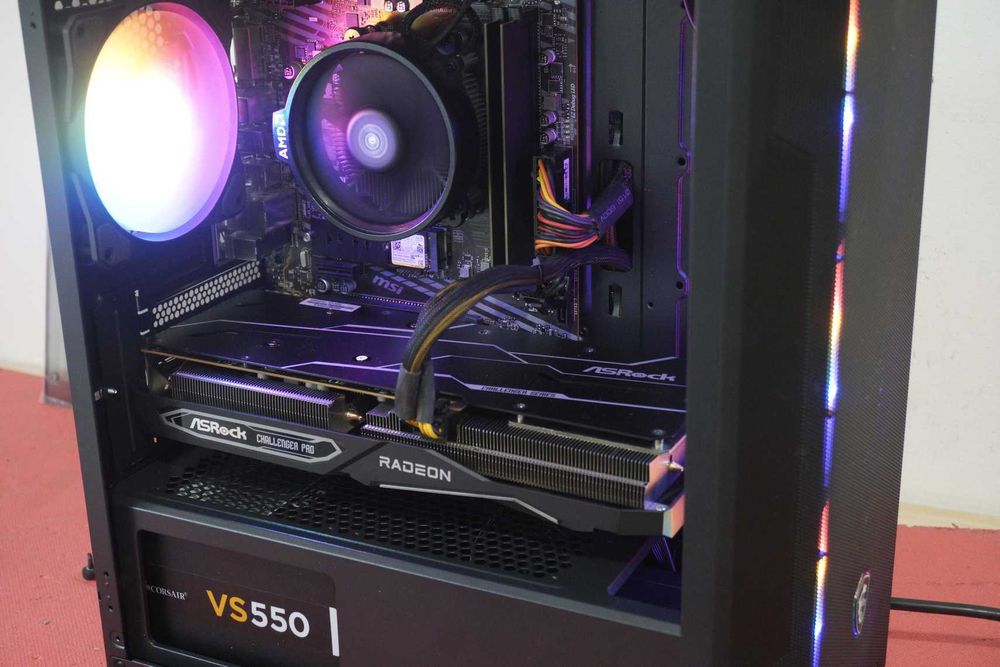 Gaming PC: Ryzen 5500/ RX 6600 XT/ 16GB/ 512GB Nvme/ Corsair PSU