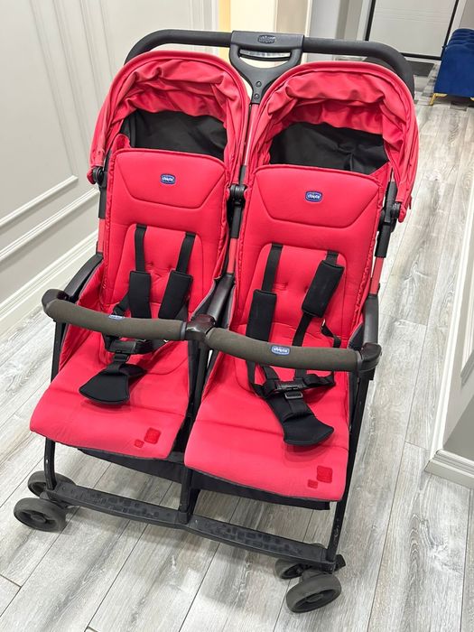 Коляска для двойни Chicco