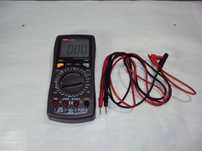 multimetru profesional UNI-T  UT 70A