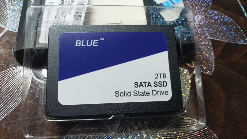 Нов!!! BLUE™  2TB 2.5-инчов SATA III  SSD