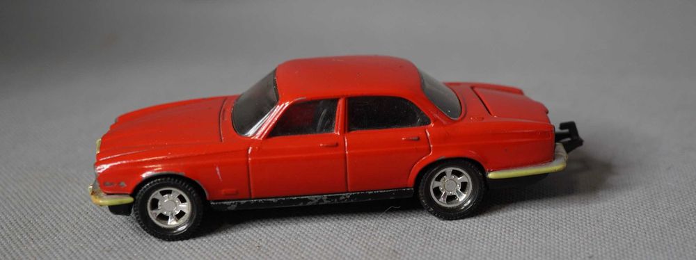 Ягуар Българска количка Matchbox Bulgaria JAGUAR XJ 12 МАЧБОКС