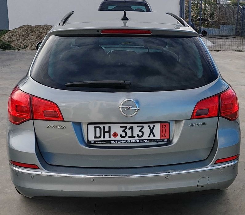 OPEL ASTRA J*1.6 CDTI ECO flex*2015*Euro 6*xenon*Carte de ROMANIA*