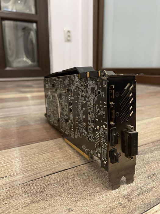 Placa video  geForce GTX 1070 8G