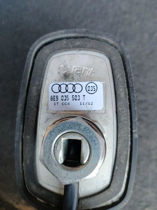 Antena GPS navigatie plafon Seat Exeo Audi A4 B6 B7 8E9035503T