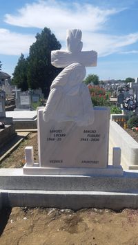 Cruci marmură / monumente funerare/ livrare gratuită!