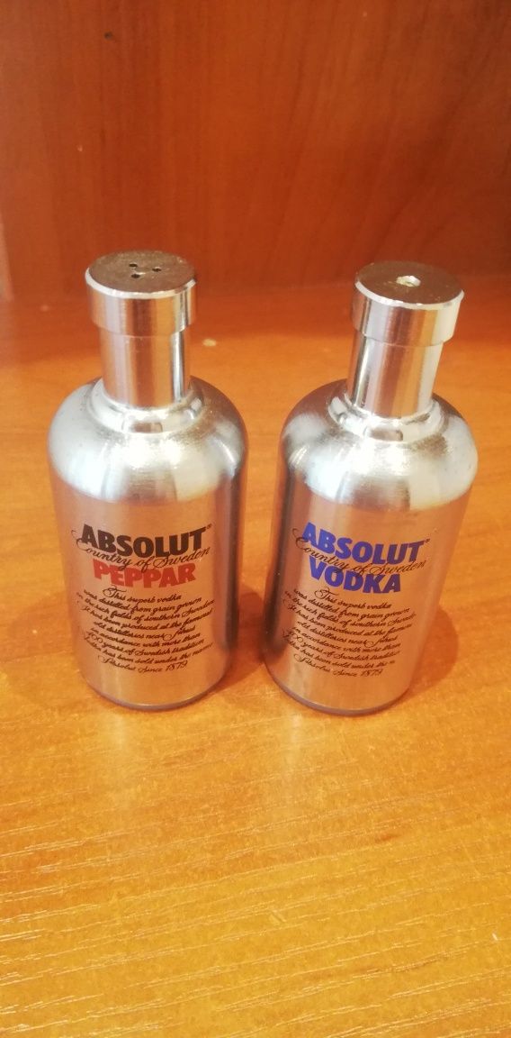 Метални солници Absolut