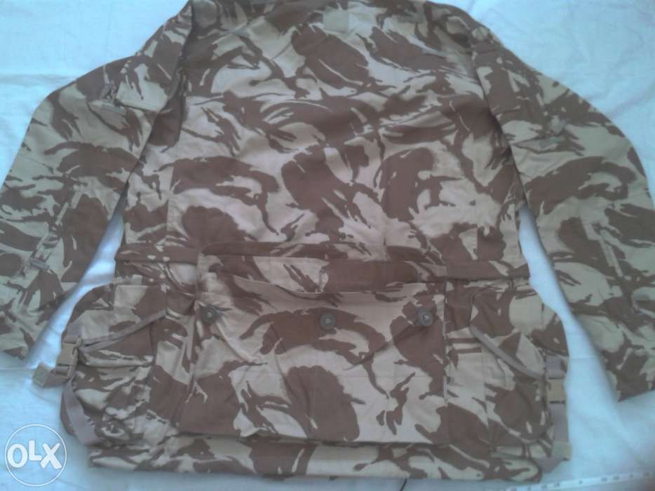 Jacheta camuflaj xxxxl,accept schimb