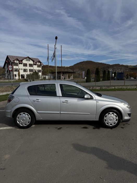 Opel Astra H 1.7, climă, an 2009