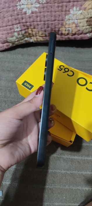 Pocco C65 в идеальном состоянии почти новый