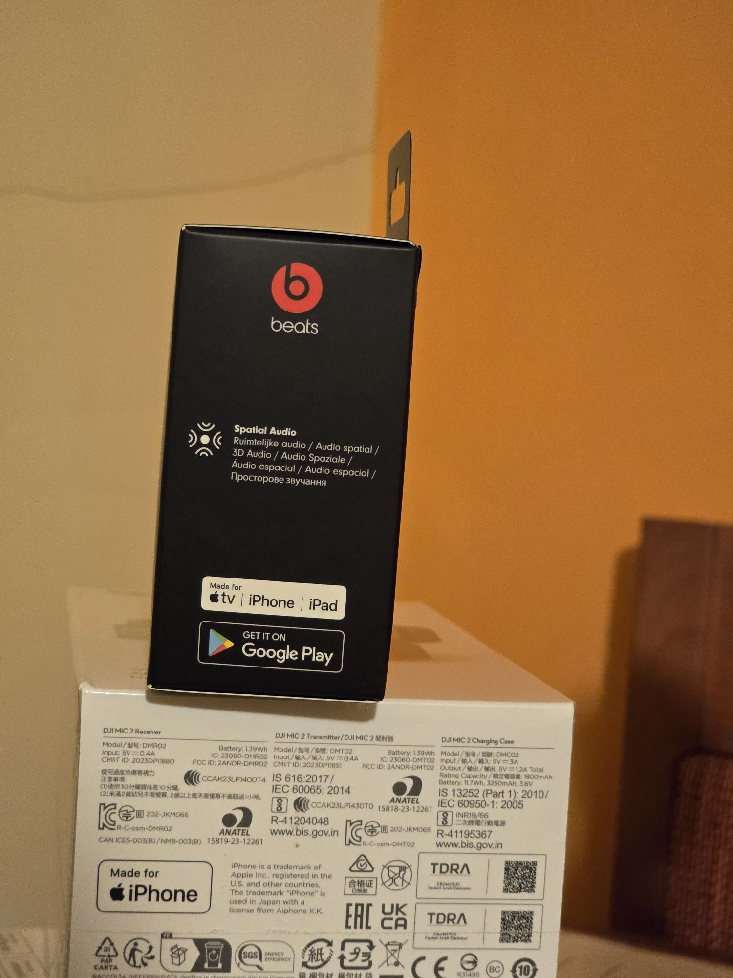 Слушалки Beats Studio Buds "active noise canceling- TRANSPARENCY MODE"