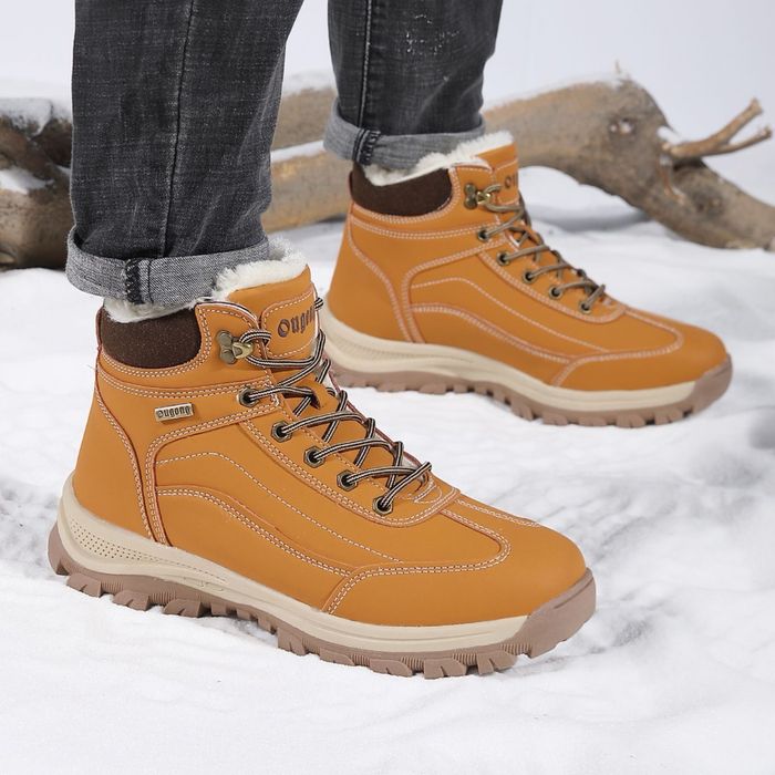 Продам мужские ботинки.