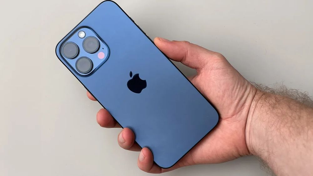Vand telefon IPhone 16 pro