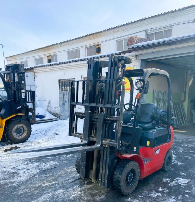 Услуги Кары Вилочного погрузчика