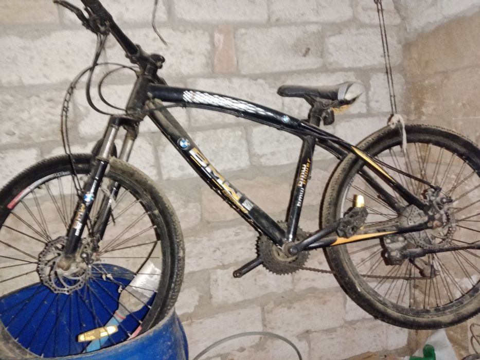 Велосипед сатылады үшеуін келісіп беріп жіберем