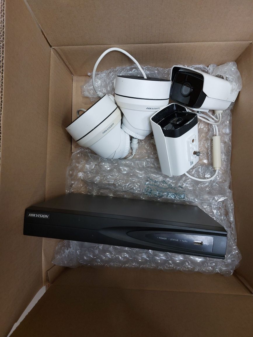 Готов комплект Видеонаблюдение HikVision 4бр. Камери NVR 2Tb