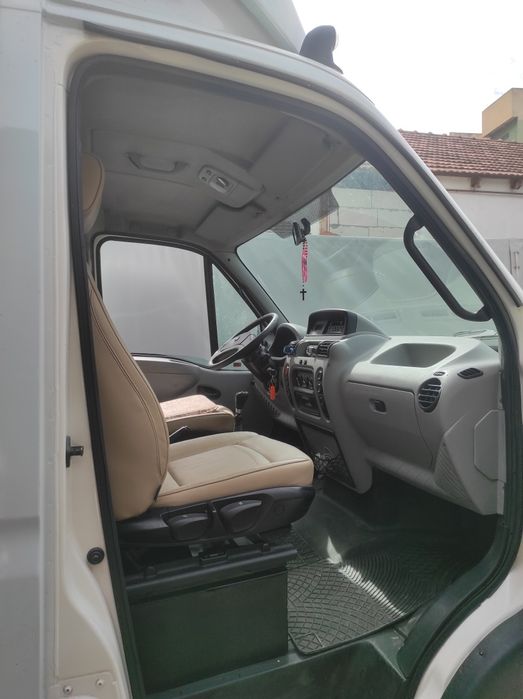 Vând Renault Mascott 2.8