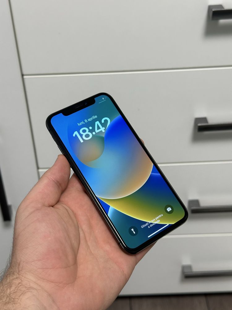 Iphone X Black ~ 64 gb ~ Neverlock