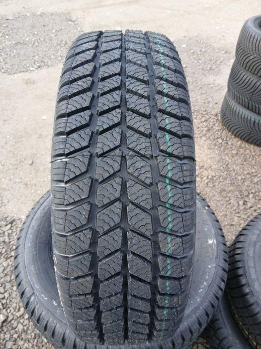 Anvelope de iarnă super oferta 175 ron bucata