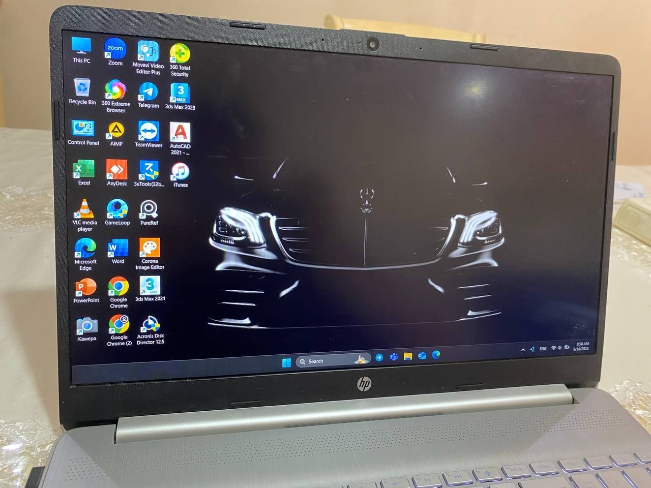 HP 15.6 Laptop ryzen 5 5500u