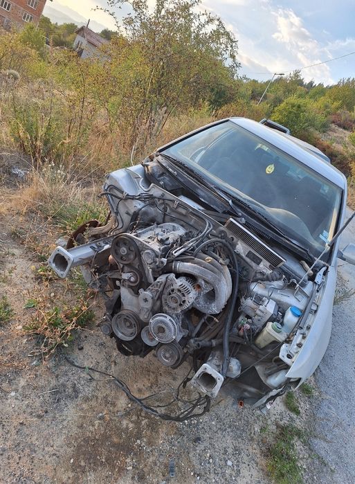 Audi A4 b5 1.8 125 на части!!!