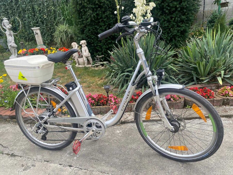 Vand bicicleta marca AGOGS