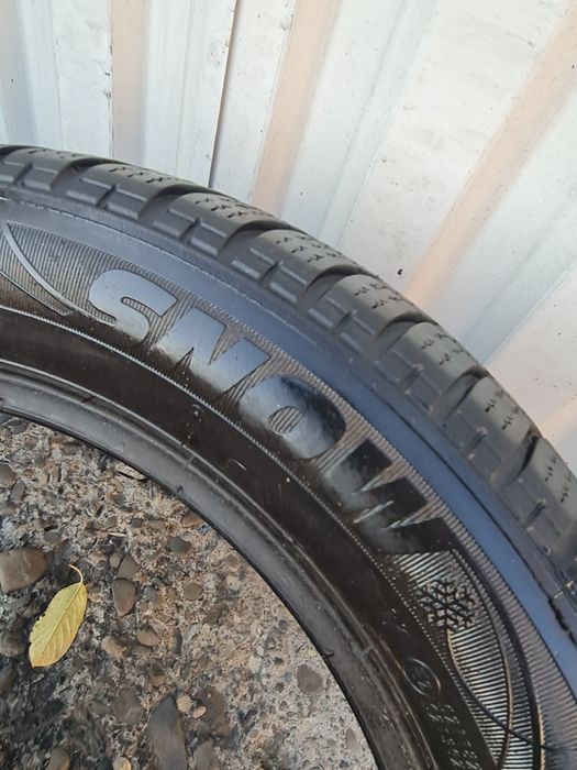 2 Anvelope de  iarna *185/60R15*SNOW*LICHIDARE STOC*75 Lei Buc*