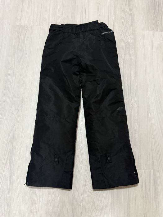 Vand pantaloni de munte quequa baieti 11-12 ani