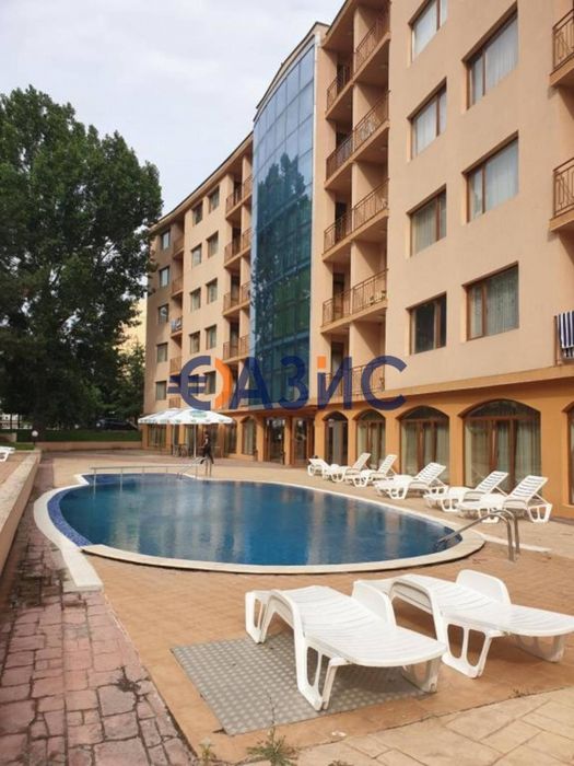 Продава се Двустаен апартамент в к.к. Слънчев бряг - 59 кв.м за 846 €/кв.м - Снимка #12