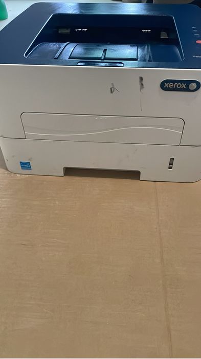Продам принтер Xerox Phaser 3260