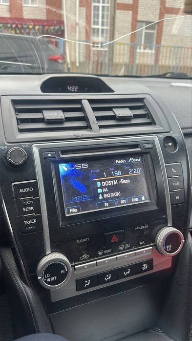 Продам магнитоллу от камри и альфард