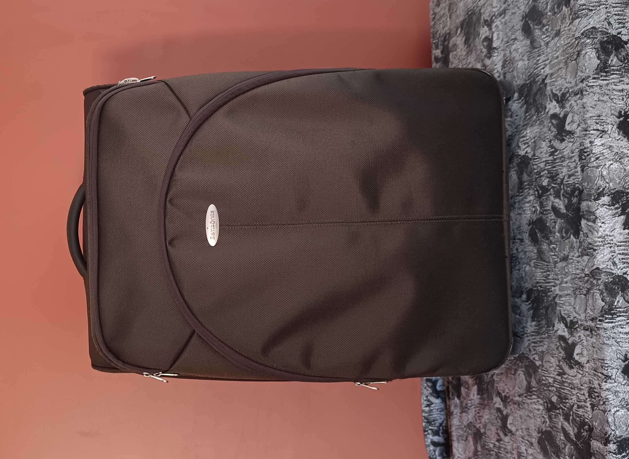 Samsonite-Много Запазен