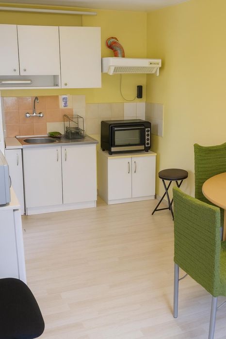 Изгоден ДВУСТАЕН апартамент в района на кв. Мараша