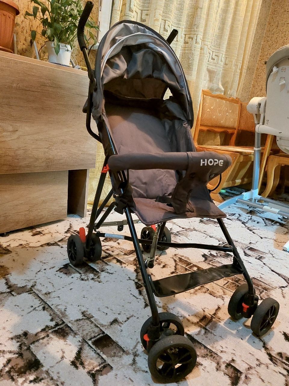 Продам коляску-трость