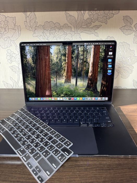 MacBook Air 15” M2 (2023) • Состояние нового • 96% аккумулятор