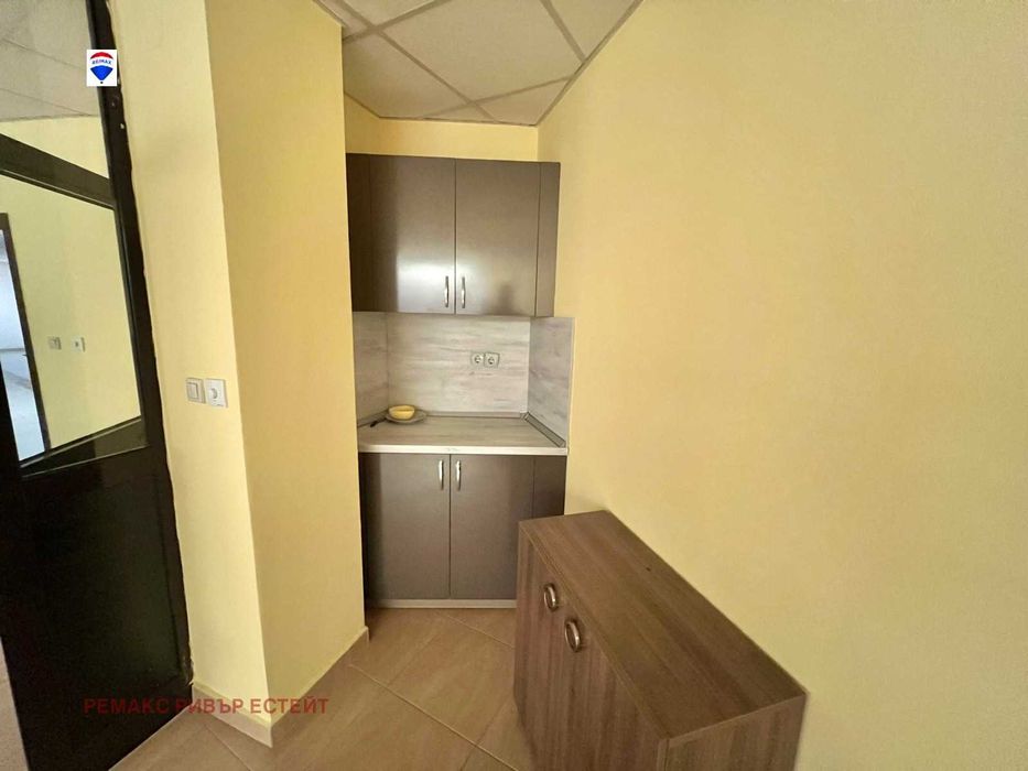 Продава се Офис в Русе, Център - 66 кв.м за 682 €/кв.м - Снимка #5