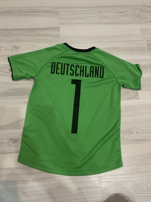 Tricouri de fotbal