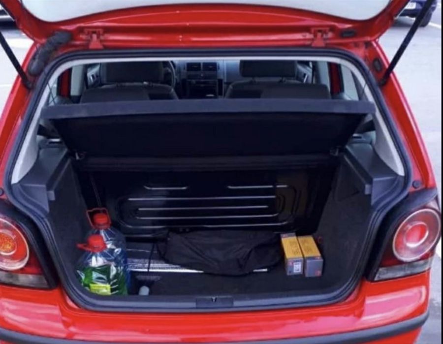 Volkswagen Polo 9N – 2006 – Roșu – 1.2 Benzină (47 CP)